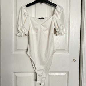 White sweetheart top bodysuit